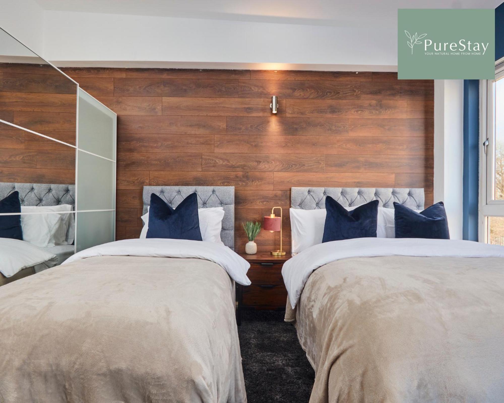 Superb House Manchester Near Etihad With Free Parking Sleeps 8 Exterior photo