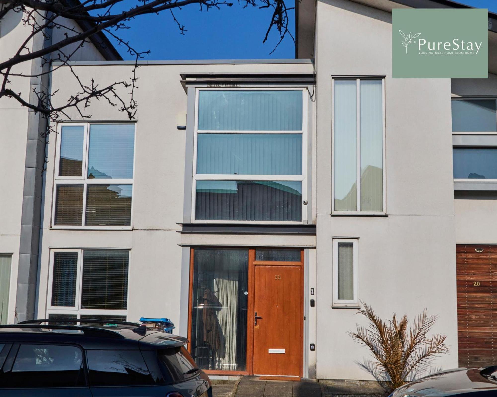 Superb House Manchester Near Etihad With Free Parking Sleeps 8 Exterior photo