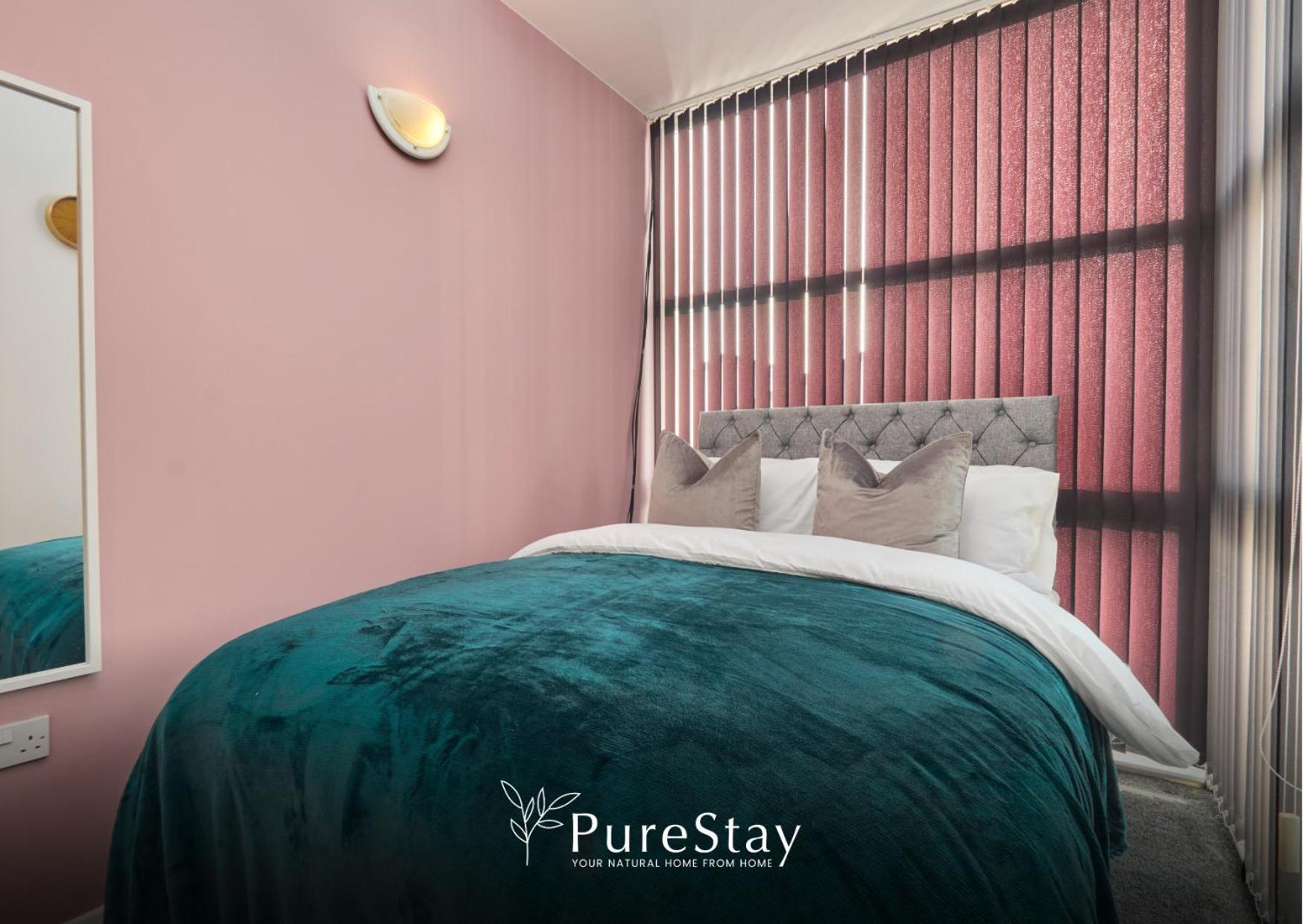 Superb House Manchester Near Etihad With Free Parking Sleeps 8 Exterior photo